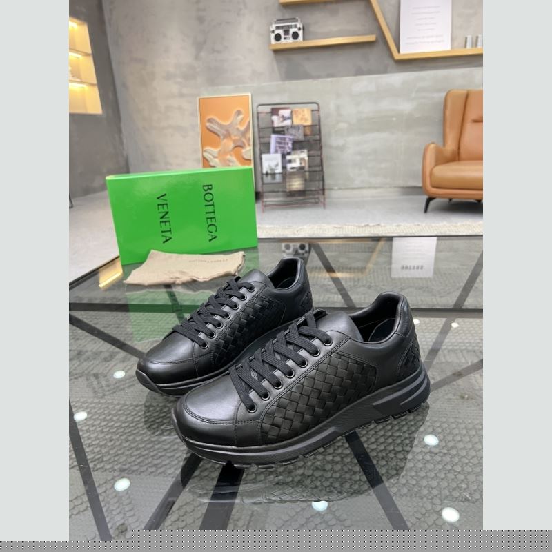 bo*te*ga Ve*ne*ta casual shoes